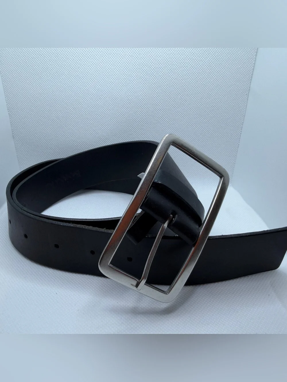 MEN'S BANANA REPUBLIC BLACK GENUINE LEATHER BELT SIZE 34 inches XS